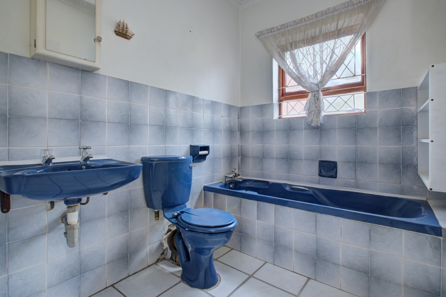 3 Bedroom Property for Sale in Western Hills Eastern Cape